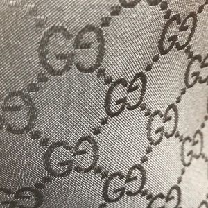 Meet your Posher, Christie